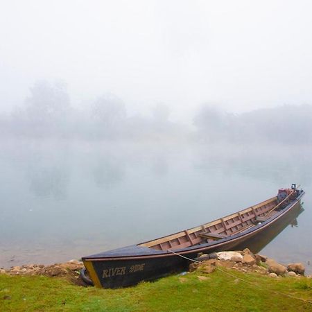 River Side@Hsipaw Resort Exterior foto